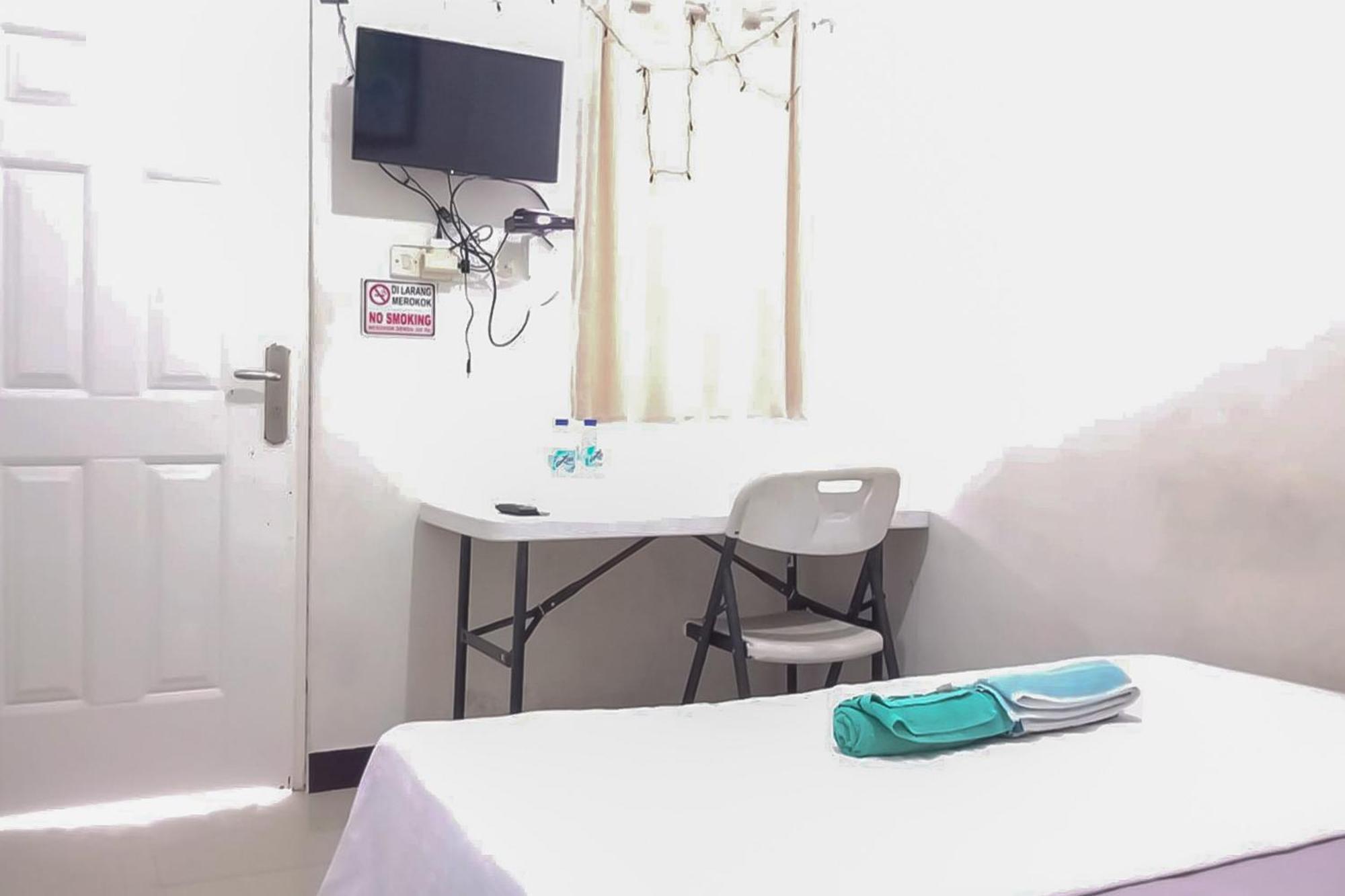 Waringin Guest House Tegal Mitra Reddoorz Eksteriør bilde